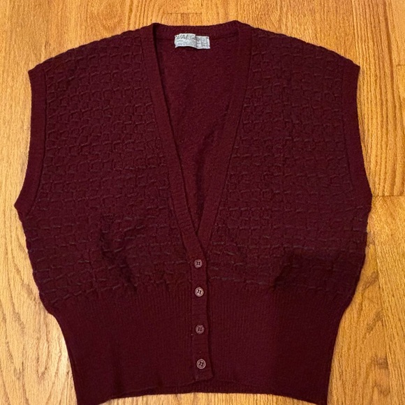 Jaeger vintage wool waffle knit patterns maroon button vest size small - Picture 7 of 15